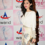 Mahira-Khan-at-Lux-Style-Awards-2013-Redcarpet