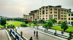 Ranking the top 10 universities of Lahore